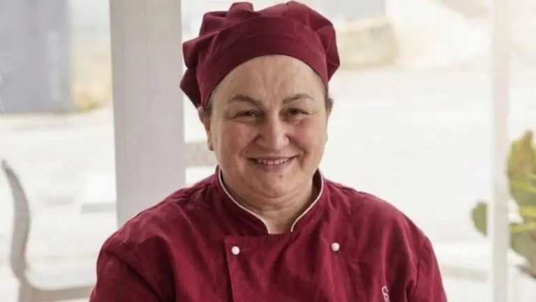 Precipita dal terzo piano del Cardarelli, muore la 58enne di Roccadaspide Carmela D’Angelo