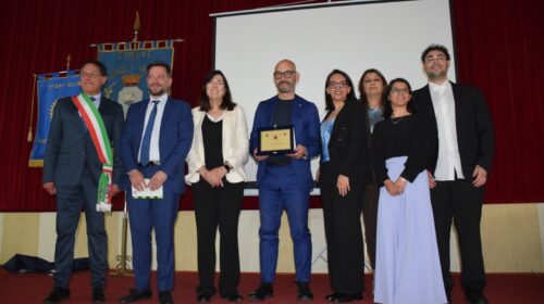 Successo per il premio Di Capua, Bassetti: “Conoscere i rischi per prevenire malattie infettive e tumori tra i giovani”.