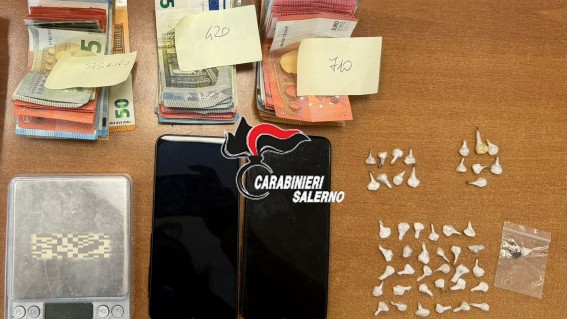 Pagani, spaccio di cocaina e crack: pusher arrestato