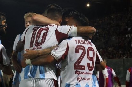 La Salernitana vince il derby con la Casertana e ipoteca il play off