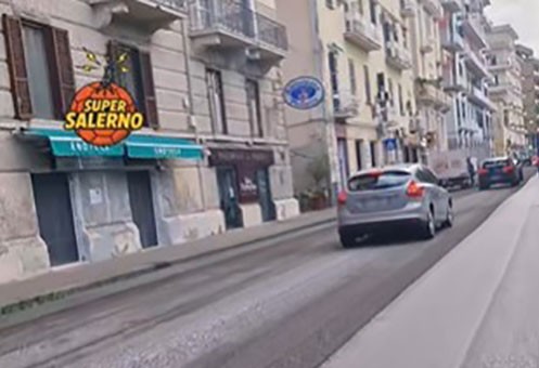 Salerno, potenza del “Giro d’Italia” atteso giovedì: rifatto il manto stradale, cantieri spariti
