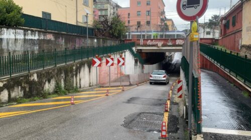Salerno, il tunnel di Santi Martiri ora fa acqua