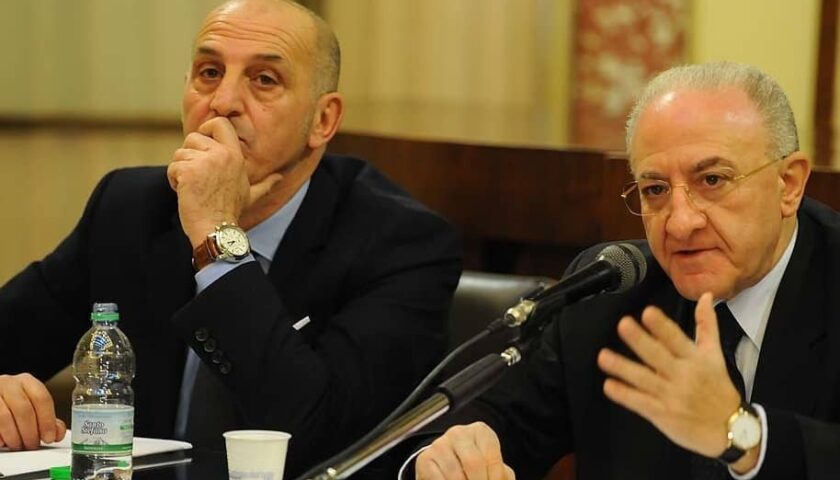 De Luca torna sindaco di Salerno per la quinta volta. Primi eletti in Consiglio: dentro Savastano, Loffredo e Francese