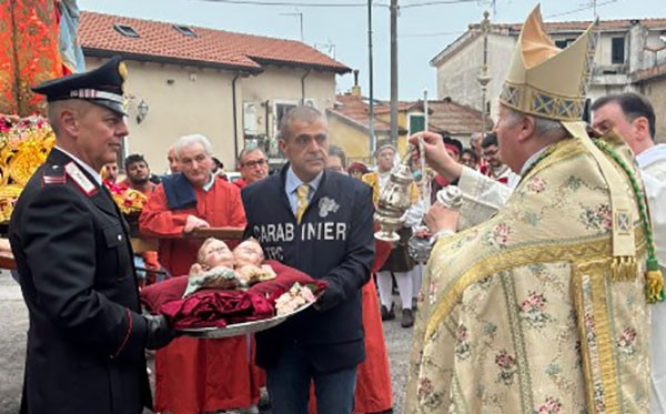 Cava, restituita alla chiesa del Santissimo Salvatore scultura lignea dopo oltre 40 anni