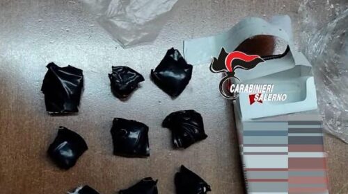Mercato San Severino, spaccio di droga ed evasione dai domiciliari: 3 arresti
