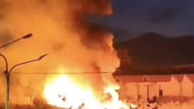 Angri, fiamme presso l’ex area Mcm