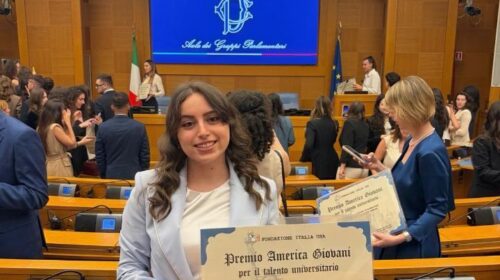 Mercato San Severino, Maria Pia Lamberti ritira il “Premio America Giovani”