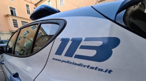 Battipaglia, bimbo resta chiuso in auto: soccorso e salvato dalla Polizia