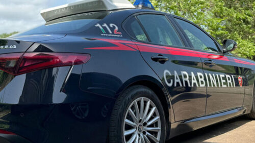Salerno, scoperto con droga e 2700 euro: arrestato