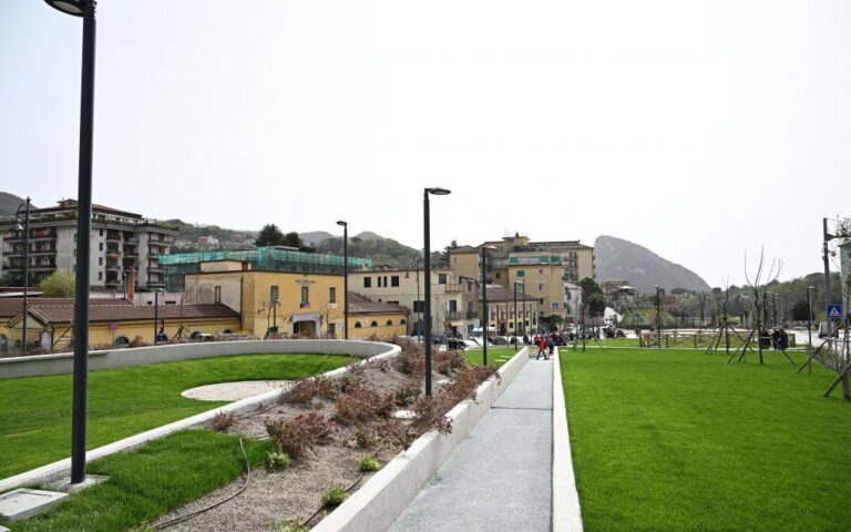 Cava de’ Tirreni, parco urbano nel degrado