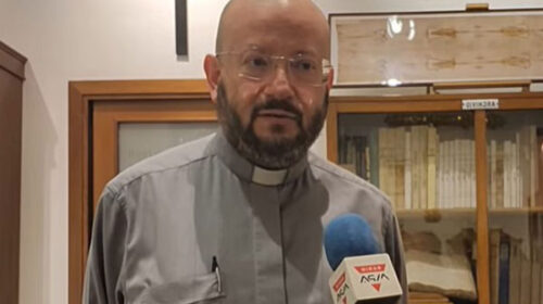 Salerno, raccolta firma per don Francesco Quaranta