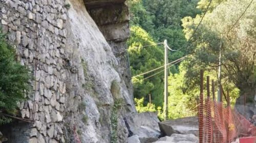 Positano, riapre la SP 425 dopo la frana: viabilità ripristinata con senso unico alternato