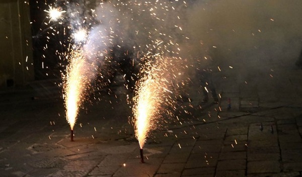 Battipaglia dice basta a petardi, mortaretti e fuochi d’artificio: ordinanza della sindaca