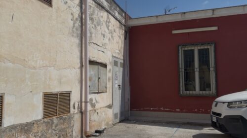 Salerno, 25enne trovato morto nei pressi della stazione ferroviaria