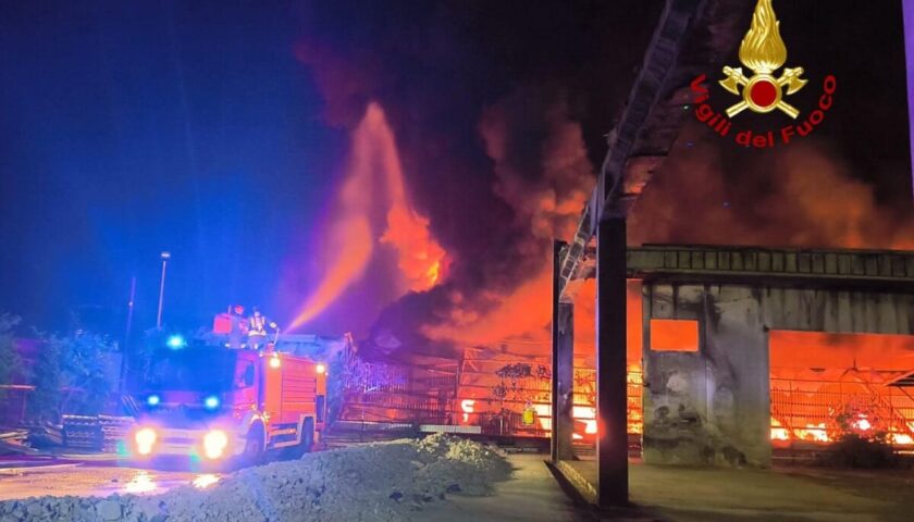 Incendio a Sarno, Sirica (FdI): “Servono chiarezza, monitoraggi costanti e una nuova stagione di prevenzione e sicurezza”