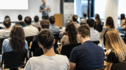Laureati, cresce il lavoro ma non i salari