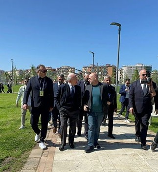De Luca: “Parco del Mercatello in condizioni vergognose. Due anni fa avevamo fatto un gioiello”
