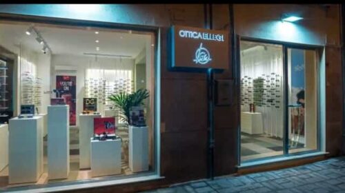 Salerno, furto nella notte a Pastena: svaligiata ottica