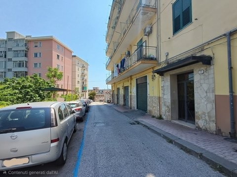 Miasmi nelle zone del centro di Salerno,  raccolta firme dei residenti