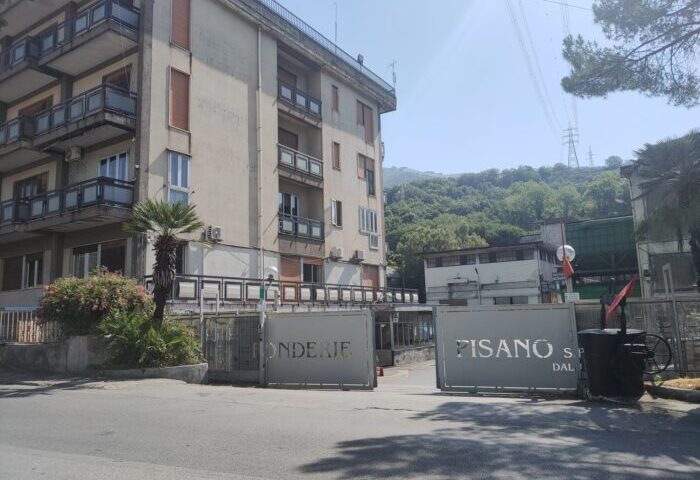 Salerno, Fonderie Pisano. L’urlo delle famiglie: fate presto 110 lavoratori rischiano l’occupazione