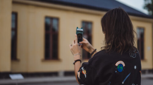 VICINI RUMOROSI E DENUNZIA PER STALKING NON VANNO SEMPRE D’ACCORDO!