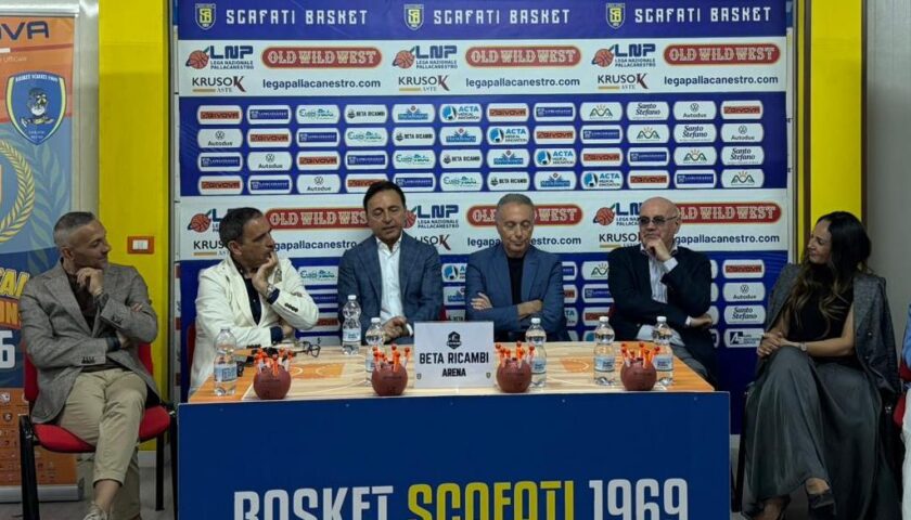 Givova Scafati, coach Bucchi: “Voglio una squadra solida e con carattere”