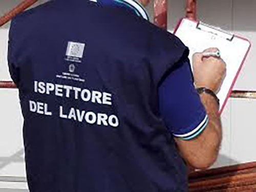 Salerno, blitz in un cantiere edile: sanzionate 13 imprese e sospese tre attività
