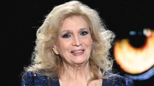 Iva Zanicchi taglia il nastro della rassegna letteraria “Positano Mare, Sole e Cultura” Iva Zanicchi taglia il nastro della rassegna letteraria “Positano Mare, Sole e Cultura”