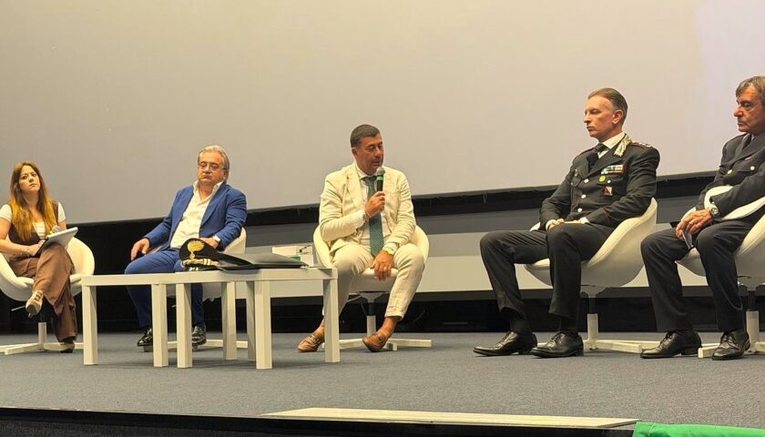 POLIZIA LOCALE, FORMAZIONE E SICUREZZA: SUCCESSO PER LA GIORNATA DI STUDIO PROMOSSA DA CISL FP SALERNO A GIFFONI VALLE PIANA