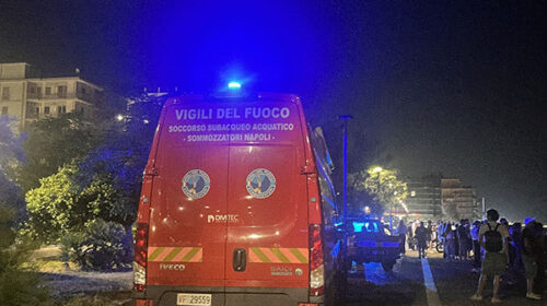 Salerno, uomo morto in mare nei pressi di lungomare Colombo: si indaga