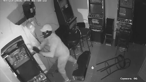 Assalto alla Benny Oil di Eboli: banda in azione nella notte, oltre 10 mila euro di danni