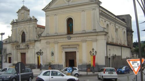 Caos al santuario di Cava de’ Tirreni, il rettore: «Lo chiudo» Caos al santuario di Cava de’ Tirreni, il rettore: «Lo chiudo»