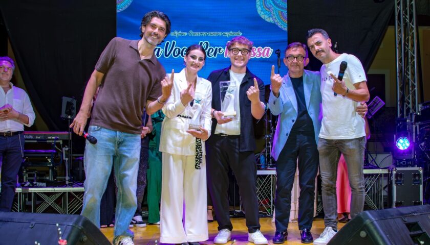 “Una Voce per Melissa”, il successo della quinta edizione: centinaia di giovani protagonisti tra musica, memoria e impegno civile