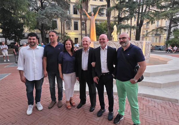 Salerno, riqualificata piazza San Francesco. De Luca: via il degrado