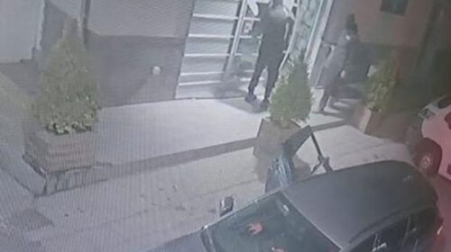 Sarno, tentato furto a Tabacchi di via San Valentino: ladri messi un fuga dalla vigilanza Sarno, tentato furto a Tabacchi di via San Valentino: ladri messi un fuga dalla vigilanza