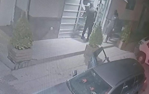 Sarno, tentato furto a Tabacchi di via San Valentino: ladri messi un fuga dalla vigilanza