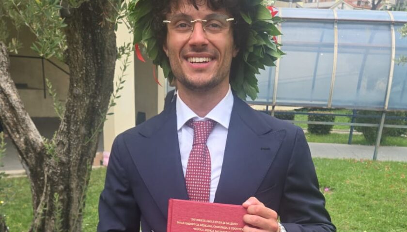 Sossio Sessa laureato in Medicina con 110/110:  lode e menzione. Congratulazioni da “La Solidarietà” di Fisciano