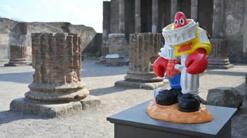 Dalle rovine antiche alle icone pop: a Pompei dal 27 luglio Philip Colbert in Pompeii: Pop Mythology