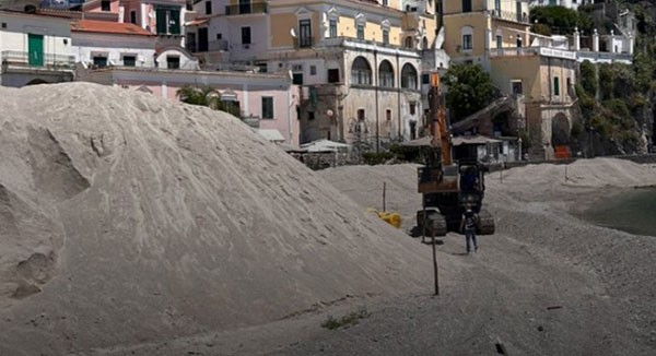 Cetara, verso il dissequestro definitivo della spiaggia di Largo Marina