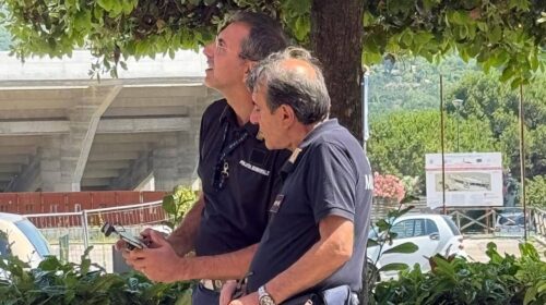 Spreco d’acqua e violazioni del Codice della strada a Giffoni Valle Piana, multe grazie a un drone Spreco d’acqua e violazioni del Codice della strada a Giffoni Valle Piana, multe grazie a un drone