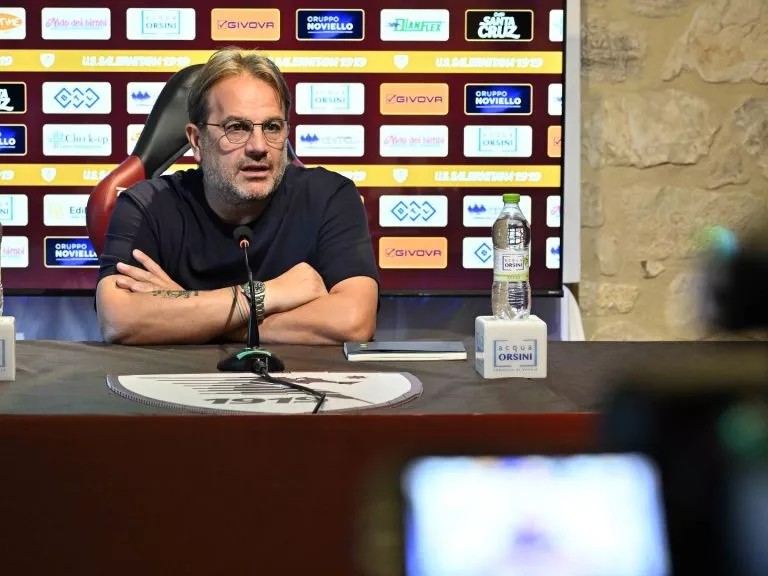 Salernitana, il diesse Faggiano: “Costruzione squadra a buon punto ma siamo troppi e bisogna fare delle uscite”