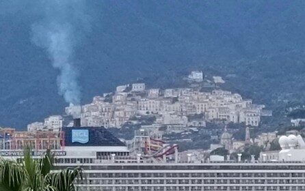Fumi anomali nei porti di Napoli e Salerno, presentati due esposti Fumi anomali nei porti di Napoli e Salerno, presentati due esposti