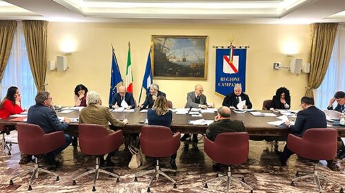 Giunta Campania, 225 milioni per il diritto allo studio Giunta Campania, 225 milioni per il diritto allo studio