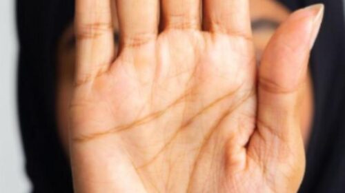 SEI CRISTIANA? SE FOSSI NATA A DUBAI SARESTI STATA MUSULMANA. SEI CRISTIANA? SE FOSSI NATA A DUBAI SARESTI STATA MUSULMANA.