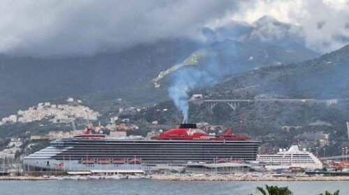 Inquinamento al porto di Salerno, Pecoraro: «Elettrificare le banchine contro i fumi»