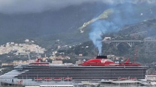 Fumi anomali al porto di Salerno: scatta l’esposto dei residenti Fumi anomali al porto di Salerno: scatta l’esposto dei residenti