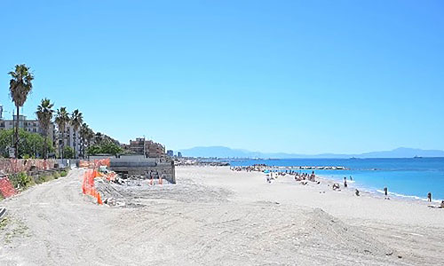 Universo beach, Valiante: De Luca intervenga, la spiaggia va interdetta