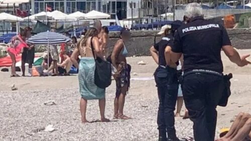 Salerno, i vigili sgomberano Universo Beach Salerno, i vigili sgomberano Universo Beach