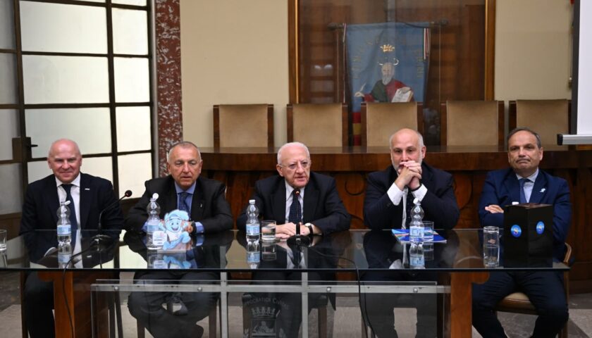 GIOCHI EUROPEI UNIVERSITARI, CERIMONIA INAUGURALE CON GLI STUDENTI-ATLETI DA TUTTA EUROPA