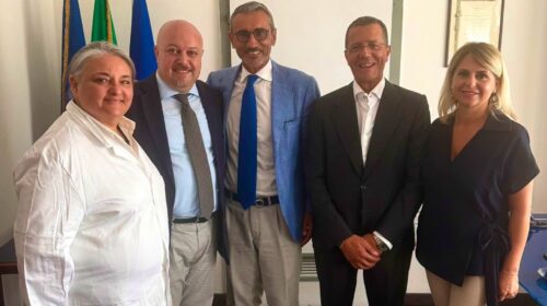 Sanità: incontro positivo tra il sindaco di Cava Raffaele Giordano e il Direttore Generale del “Ruggi” Nicola Cantone. Sanità: incontro positivo tra il sindaco di Cava Raffaele Giordano e il Direttore Generale del “Ruggi” Nicola Cantone.